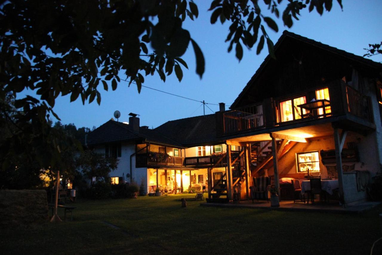 Sachserhof Ferienwohnungen In Sachsenburg Экстерьер фото